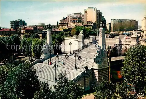 AK / Ansichtskarte Marseille_Bouches du Rhone Les escaliers de la gare Marseille