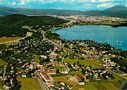 AK / Ansichtskarte Krumpendorf_Woerthersee Fliegeraufnahme Klagenfurt  Krumpendorf Woerthersee