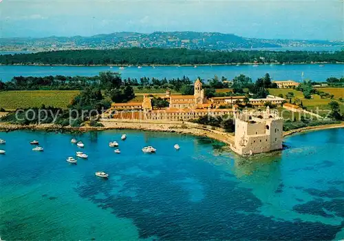 AK / Ansichtskarte Cannes_Alpes Maritimes Monastere des Iles de Lerins Saint Honorat vue aerienne Cannes Alpes Maritimes