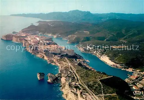 AK / Ansichtskarte Bonifacio_Corse_du_Sud Vue aerienne de la Ville sur les falaises Bonifacio_Corse_du_Sud