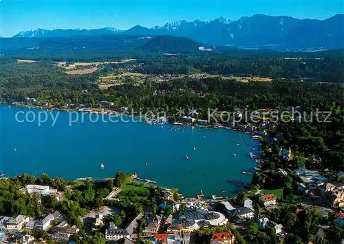 AK / Ansichtskarte Velden_Woerthersee Blick auf Bucht Karawanken mit Hochobir Koschuta Fliegeraufnahme Velden Woerthersee