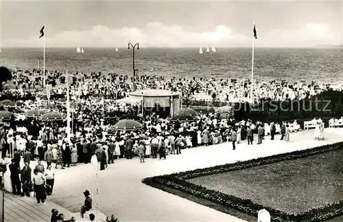 AK / Ansichtskarte Travemuende_Ostseebad Kurkonzert Travemuende_Ostseebad