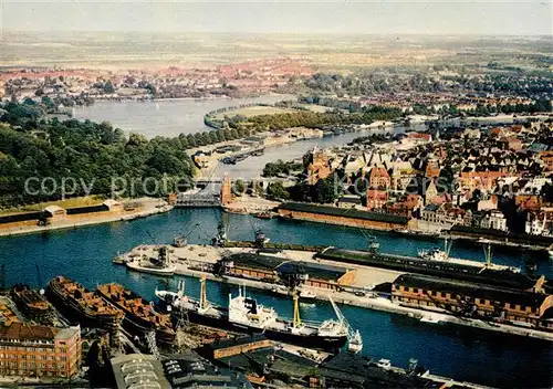 AK / Ansichtskarte Luebeck Fliegeraufnahme Luebeck