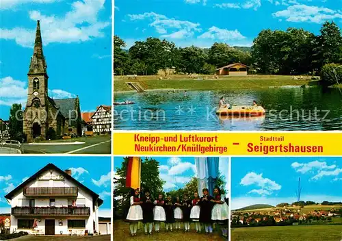 AK / Ansichtskarte Seigertshausen Kirche Trachtengruppe Panorama Seigertshausen