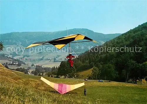 AK / Ansichtskarte Drachenflug Belchen Schwarzwald  Drachenflug