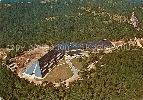 AK / Ansichtskarte Tara_Kaludjerske_Bare Vojno odmaraliste Tara Hotel Omorika Fliegeraufnahme 