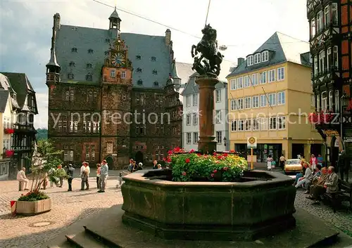 AK / Ansichtskarte Marburg_Lahn Marktbrunne mit Rathaus Marburg_Lahn