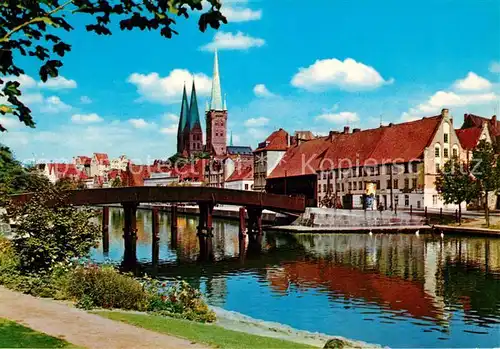 AK / Ansichtskarte Luebeck Blick vom Malerwinkel auf St Marien und Petrikirche Luebeck