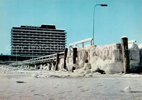 AK / Ansichtskarte Timmendorfer_Strand Winter an der See Hotel Maritim Timmendorfer_Strand