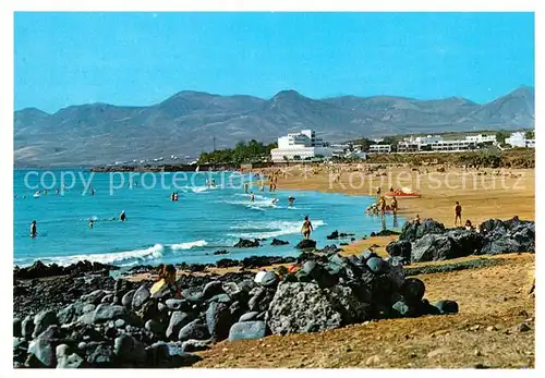 AK / Ansichtskarte Lanzarote_Kanarische Inseln Playa Dorada y al fondo Hotel Fariones y Puerto del Carmen Lanzarote