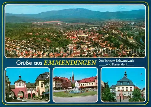 AK / Ansichtskarte Emmendingen Tor zu Schwarzwald und Kaiserstuhl Fliegeraufnahme Torbogen Platz Fontaene Innenstadt Emmendingen