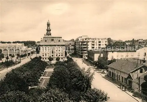 AK / Ansichtskarte Villefranche_en_Beaujolais Hotel de Ville Jardins Marche Couvert Villefranche_en