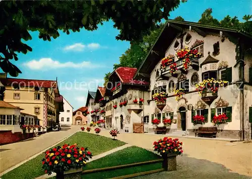 AK / Ansichtskarte Markt_Neubeuern Bemalte Haeuser mit Oberem Tor Markt Neubeuern