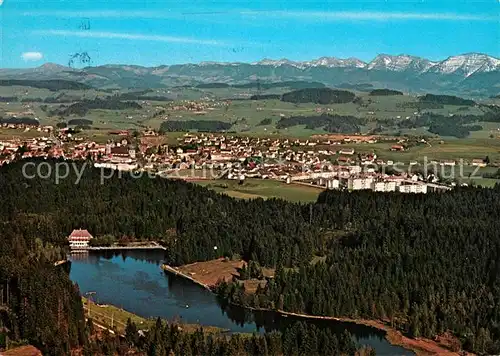 AK / Ansichtskarte Lindenberg_Allgaeu Fliegeraufnahme mit Waldsee Lindenberg Allgaeu