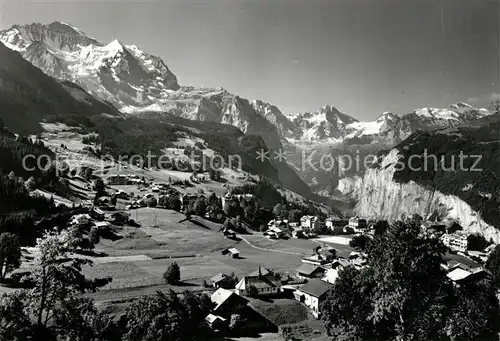 AK / Ansichtskarte Wengen_BE Panorama mit Jungfrau und Breithorn Berner Alpen Wengen_BE