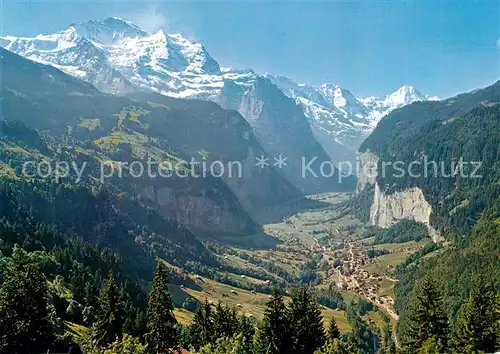 AK / Ansichtskarte Lauterbrunnen_BE mit Jungfrau und Breithorn Berner Alpen Lauterbrunnen BE