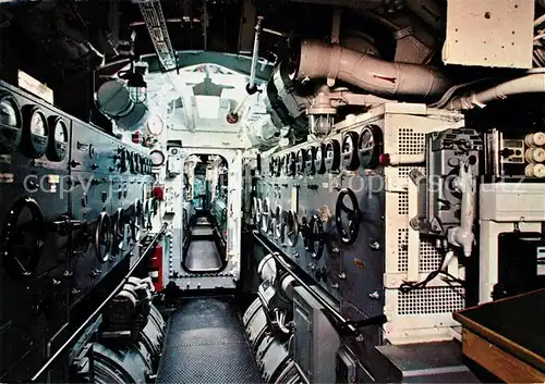 AK / Ansichtskarte U Boote_Unterseeboot U 995 Innenaufnahme Maschinenraum Laboe  U Boote Unterseeboot