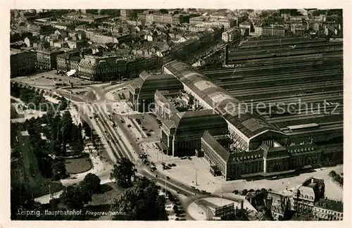AK / Ansichtskarte Leipzig Hauptbahnhof Fliegeraufnahme Leipzig