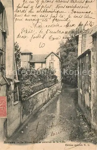 AK / Ansichtskarte Nevers_Nievre La Nievre dans la traversee de la Ville Nevers Nievre