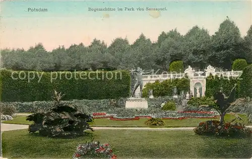 AK / Ansichtskarte Potsdam Bogenschuetze im Park von Sanssouci Potsdam