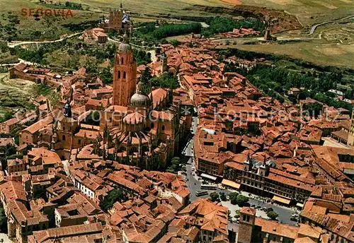 AK / Ansichtskarte Segovia Catedrale vista aerea Segovia
