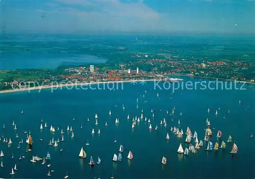 AK / Ansichtskarte Eckernfoerde Ostseebad Start zur Aalregatta Fliegeraufnahme Eckernfoerde