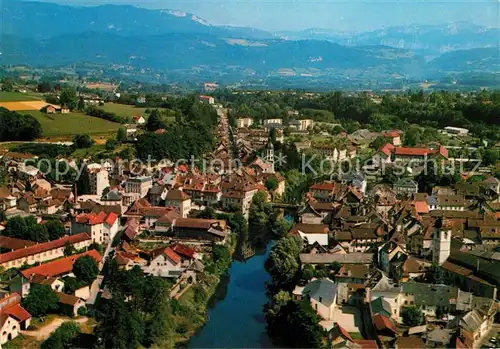 AK / Ansichtskarte Pont de Beauvoisin_Le Fliegeraufnahme Le Guiers Pont de Beauvoisin_Le