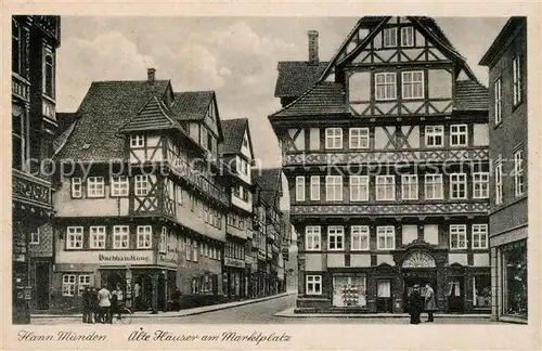 AK / Ansichtskarte Hann._Muenden Alte Haeuser am Marktplatz Hann. Muenden