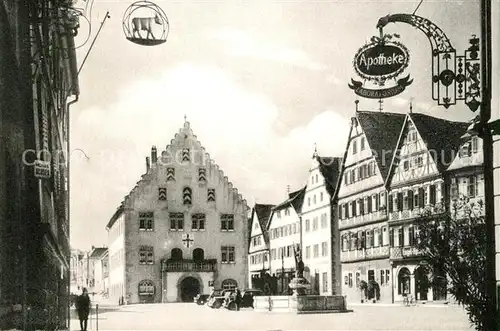 AK / Ansichtskarte Bad_Mergentheim Marktplatz mit Rathaus Bad_Mergentheim