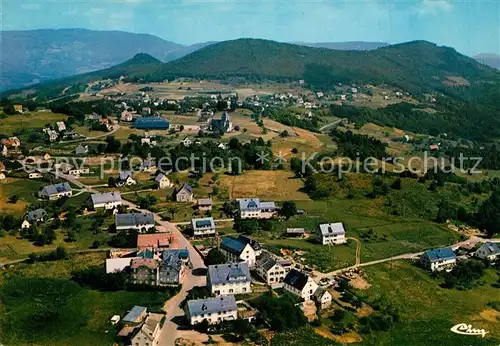 AK / Ansichtskarte Labaroche Fliegeraufnahme Place Labaroche