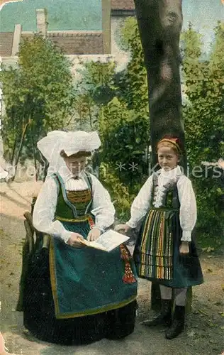 AK / Ansichtskarte Trachten_Schweden Ingelstads haerad Skane  Trachten Schweden