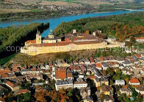 AK / Ansichtskarte Melk_Donau Fliegeraufnahme Stift von Sueden Melk_Donau