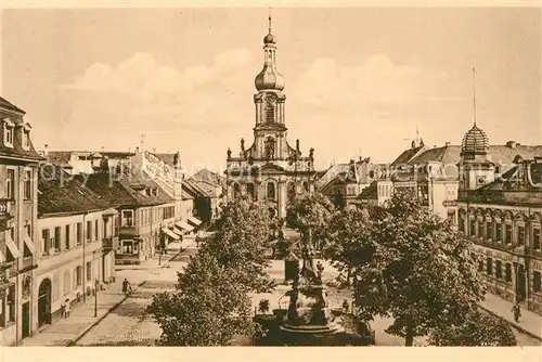 AK / Ansichtskarte Rastatt Kaiserstrasse Stadtkirche und alter Brunnen Rastatt