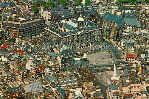 AK / Ansichtskarte Amsterdam_Niederlande Koninklijk Paleis op de Dam Koenigspalast Alter Domplatz Fliegeraufnahme Amsterdam_Niederlande