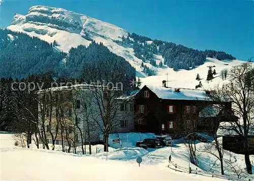 AK / Ansichtskarte Unterwasser_Toggenburg Naturfreundehaus Seegueetli mit Chaeserrugg Winterpanorama Unterwasser Toggenburg