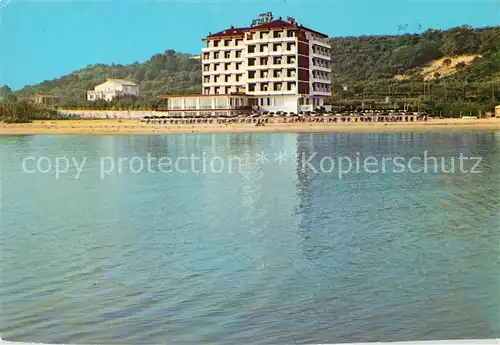 AK / Ansichtskarte Ortona Hotel Mara Strand vom Meer aus gesehen Ortona