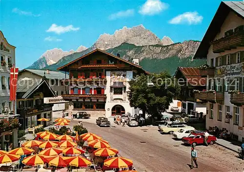 AK / Ansichtskarte St_Johann_Tirol Dorfpartie Blick zum Wilden Kaiser Kaisergebirge St_Johann_Tirol