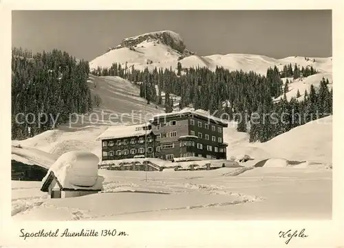 AK / Ansichtskarte Hirschegg_Kleinwalsertal_Vorarlberg Sporthotel Auenhuette Winterlandschaft Alpen Hirschegg_Kleinwalsertal