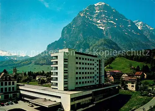 AK / Ansichtskarte Glarus_GL Kantonsspital mit Vorderglaernisch Glarner Alpen Glarus_GL