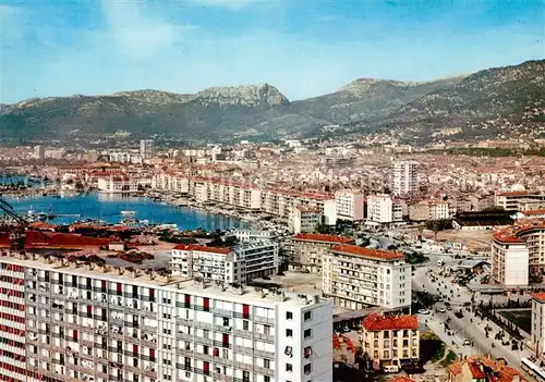 AK / Ansichtskarte Toulon_Var Les quais et le rond point Bonaparte Mont Caume vue aerienne Toulon_Var