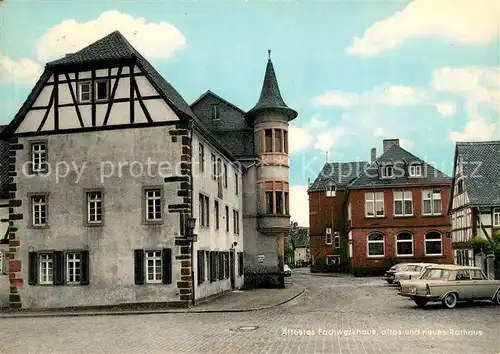 AK / Ansichtskarte Grossauheim Altestes Fachwerkhaus neues Rathaus Grossauheim