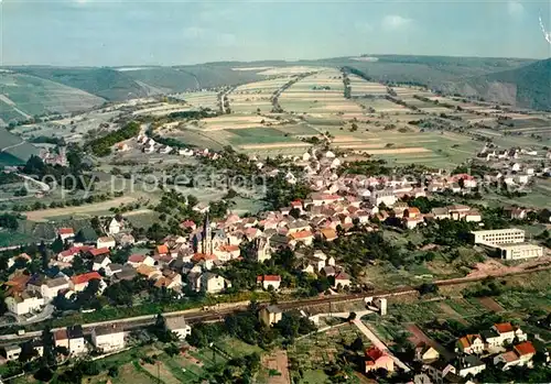 AK / Ansichtskarte Serrig Fliegeraufnahme Serrig