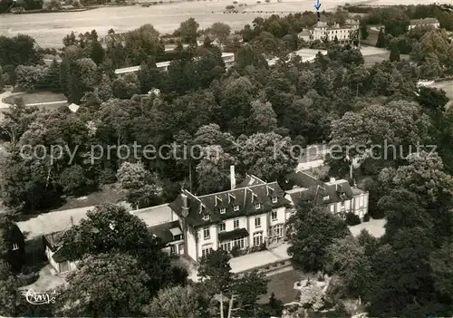 AK / Ansichtskarte Verneuil sur Avre Ecole des Roches Maison du Vallon Maison Coteau Sallons vue aerienne Verneuil sur Avre