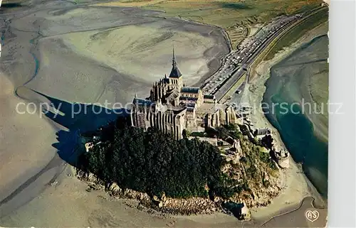 AK / Ansichtskarte Le_Mont Saint Michel Fliegeraufnahme Le_Mont Saint Michel