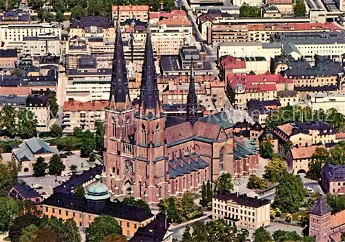 AK / Ansichtskarte Uppsala Fliegeraufnahme Dom Uppsala