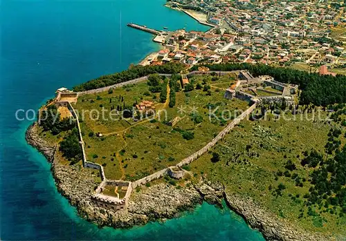 AK / Ansichtskarte Pylos Fliegeraufnahme Stadt Burg Pylos