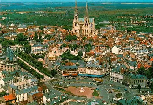 AK / Ansichtskarte Chartres_Eure_et_Loir Fliegeraufnahme Chartres_Eure_et_Loir