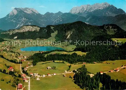 AK / Ansichtskarte Vorderthiersee Fliegeraufnahme Mitterland Kaisergebirge Vorderthiersee