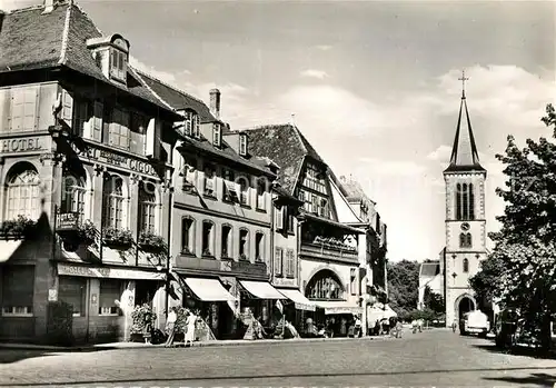 AK / Ansichtskarte Munster_Haut_Rhin_Elsass Place du Marche Eglise Saint Leger Munster_Haut_Rhin_Elsass