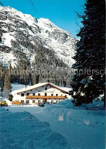 AK / Ansichtskarte Oberleutasch Gasthaus Kuehtaierhof Winterlandschaft Alpen Oberleutasch